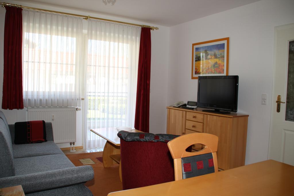 2 Zimmer Kursuite Bad Fuessing 외부 사진
